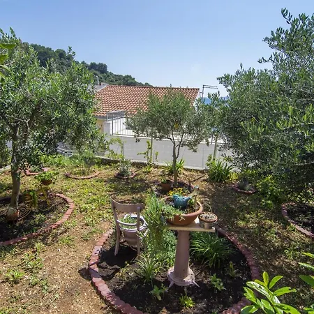 Apartment By The Sea Okrug Donji, Ciovo - 15655